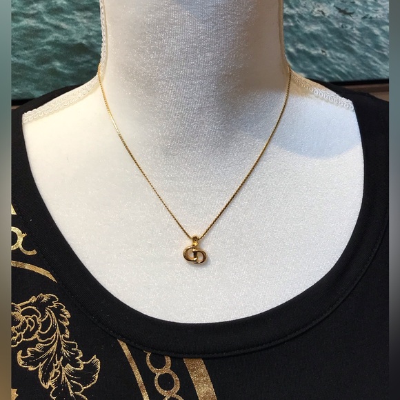 DIOR CD Logo Gold Necklace 15”-17” 😍🔥❤️ - Picture 13 of 17